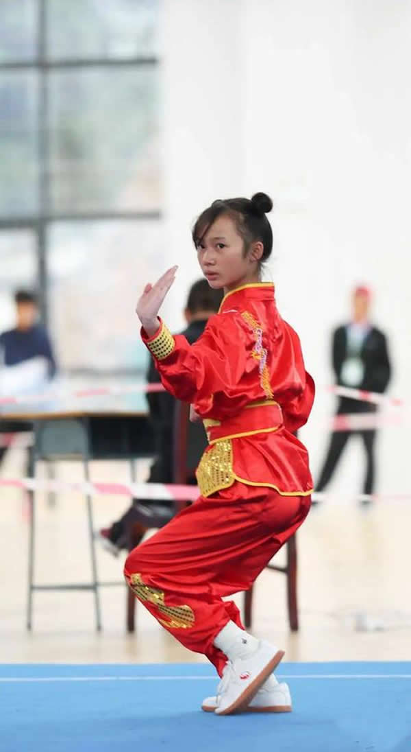 ڹ